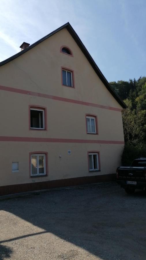 Amtmannhaus Ferienunterkunft เอิร์ดนิง ภายนอก รูปภาพ